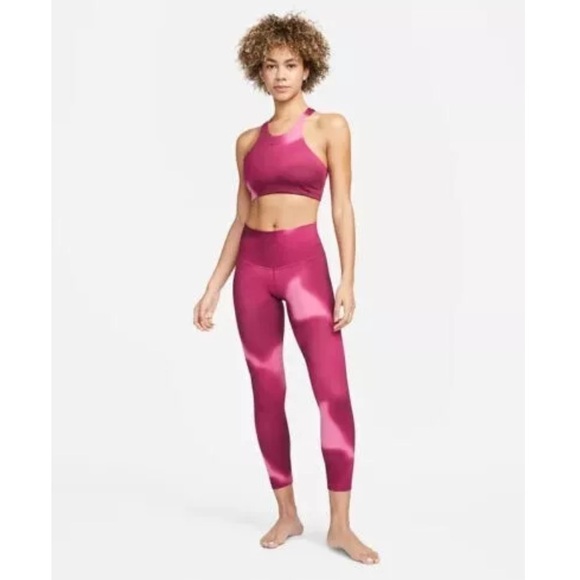 Nike Yoga Luxe Legging - Picture 1 of 13